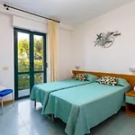 Stella Marina 4*