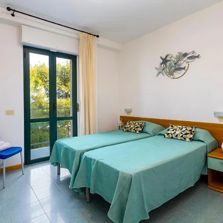 Stella Marina 4*