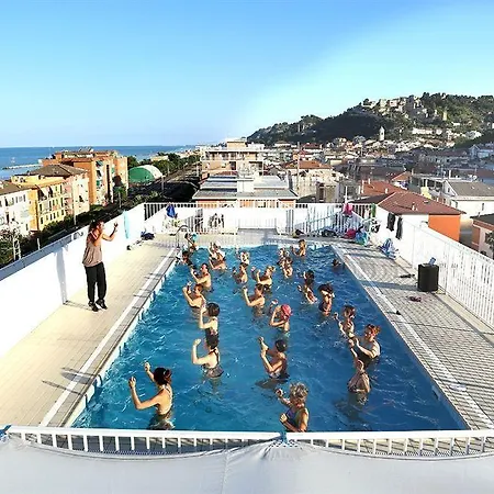 Stella Marina 4*