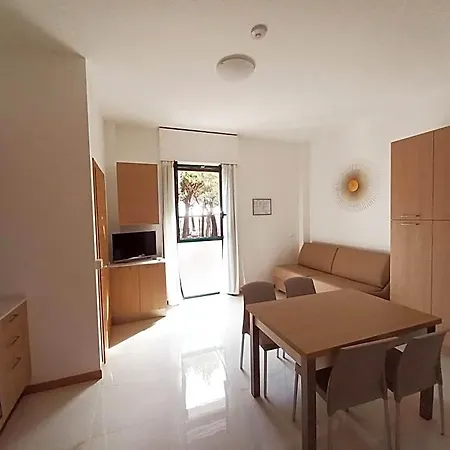 Stella Marina Aparthotel