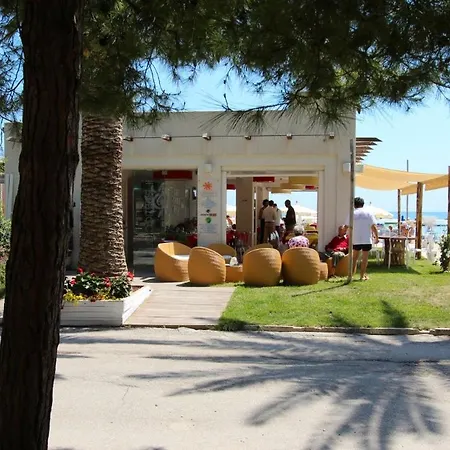 Aparthotel Stella Marina 4*